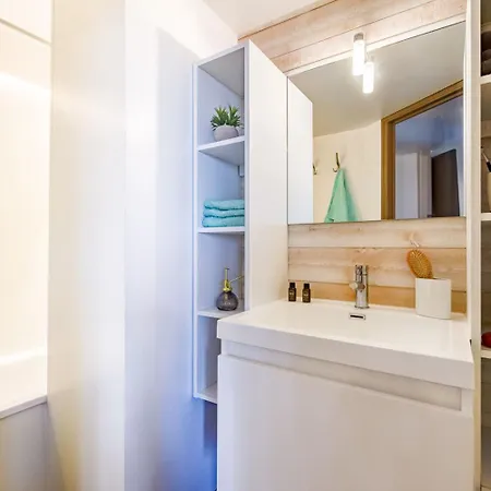 Campsite 23p 1bdrms Aircon