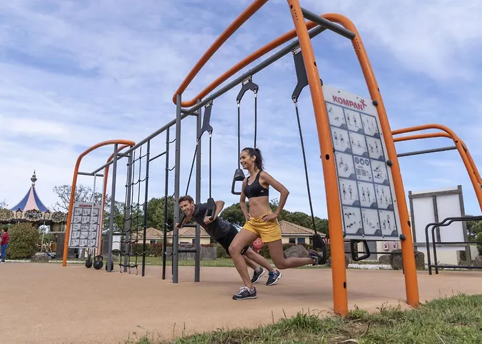 23p 1bdrms Aircon Kemping *